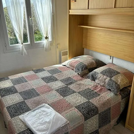 Aig 48 – Climatisé – – 6 Personnes Chalet Gruissan